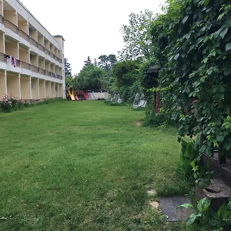 Armir Palace