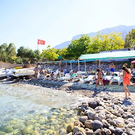 Armir Palace Hotel 4*